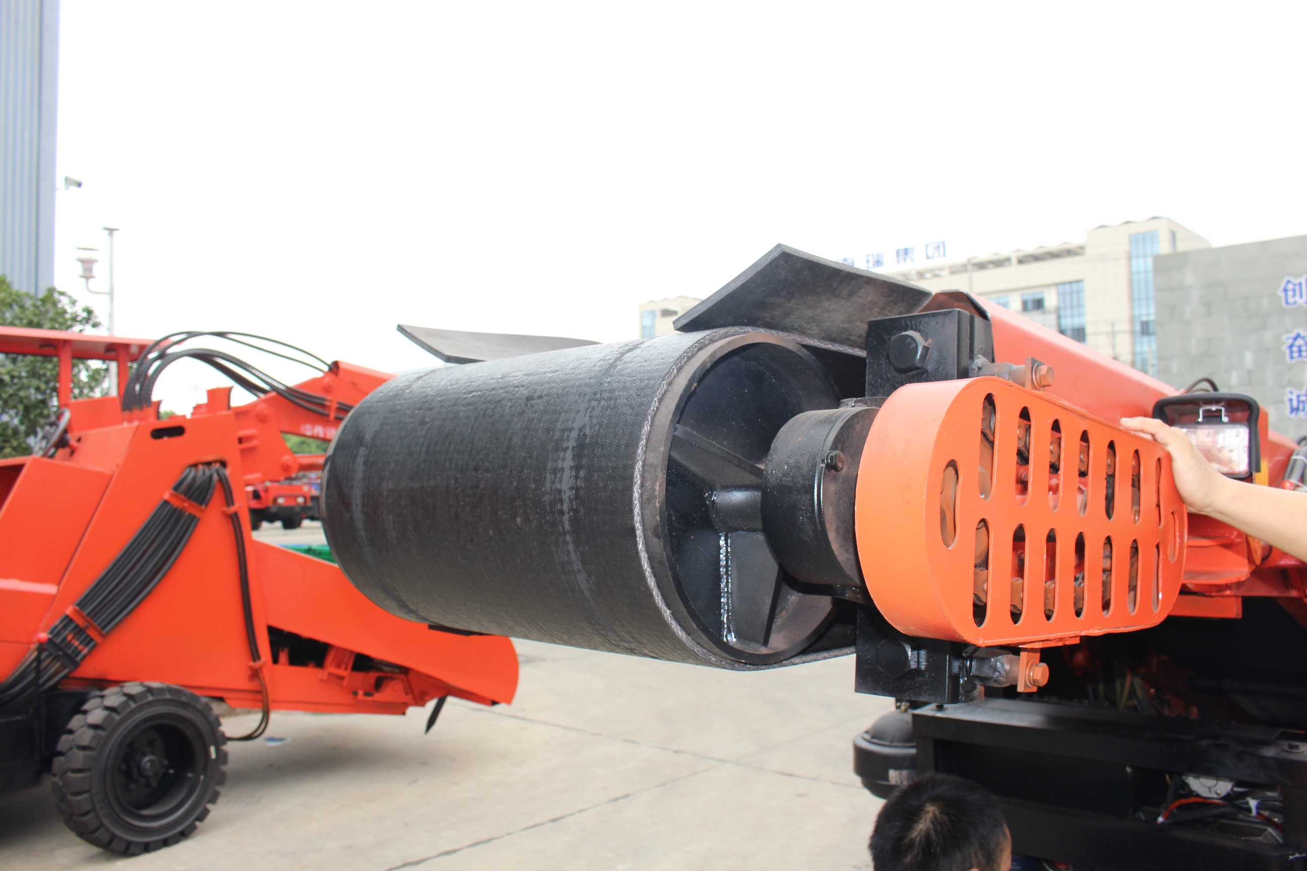 德阳孝泉果汁牛肉匠人吴师傅,卤制烘干30年，传承川渝零食经典