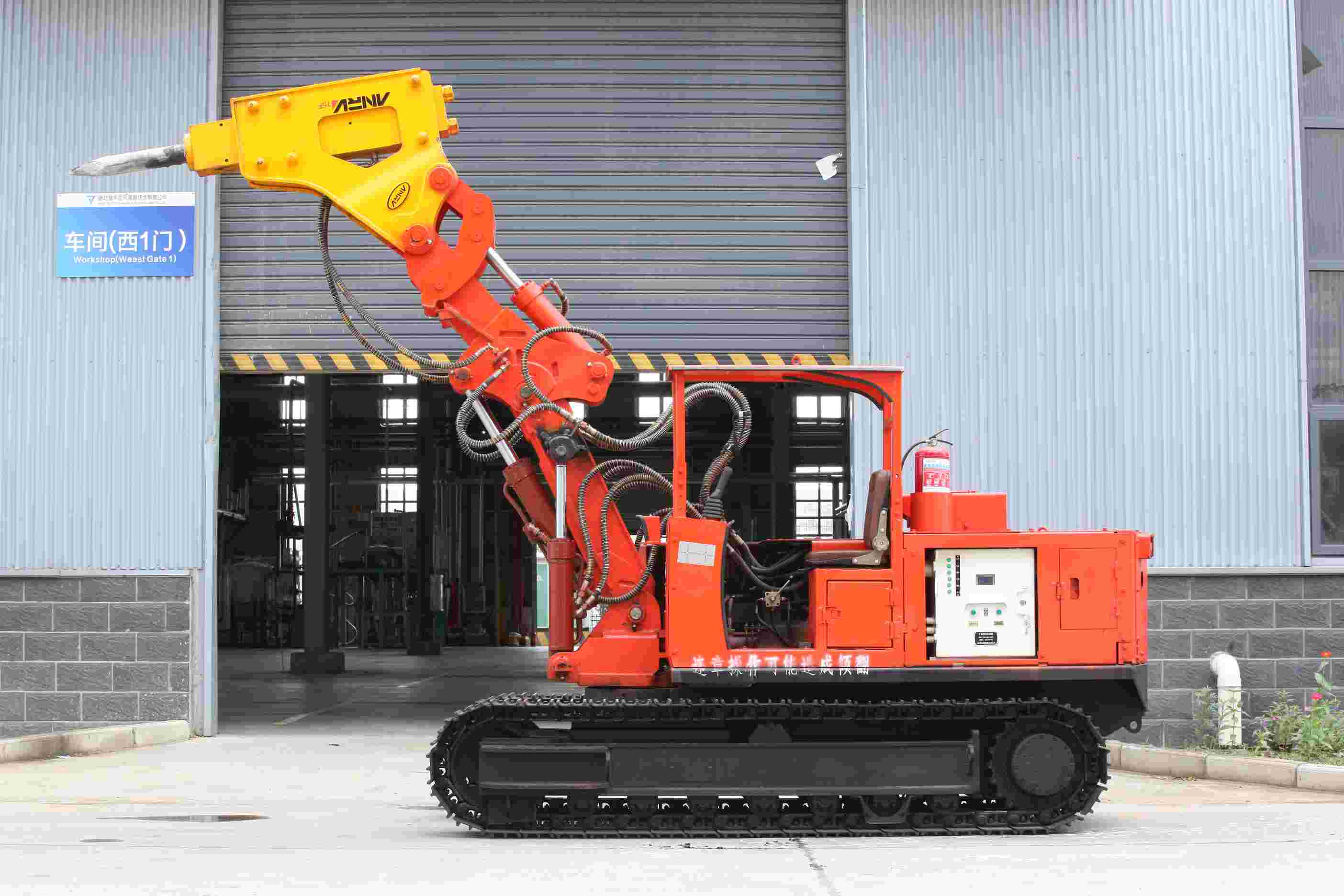 蜀绣非遗技艺传承故事,一针一线绣出川渝韵味，千年技艺的当代新生