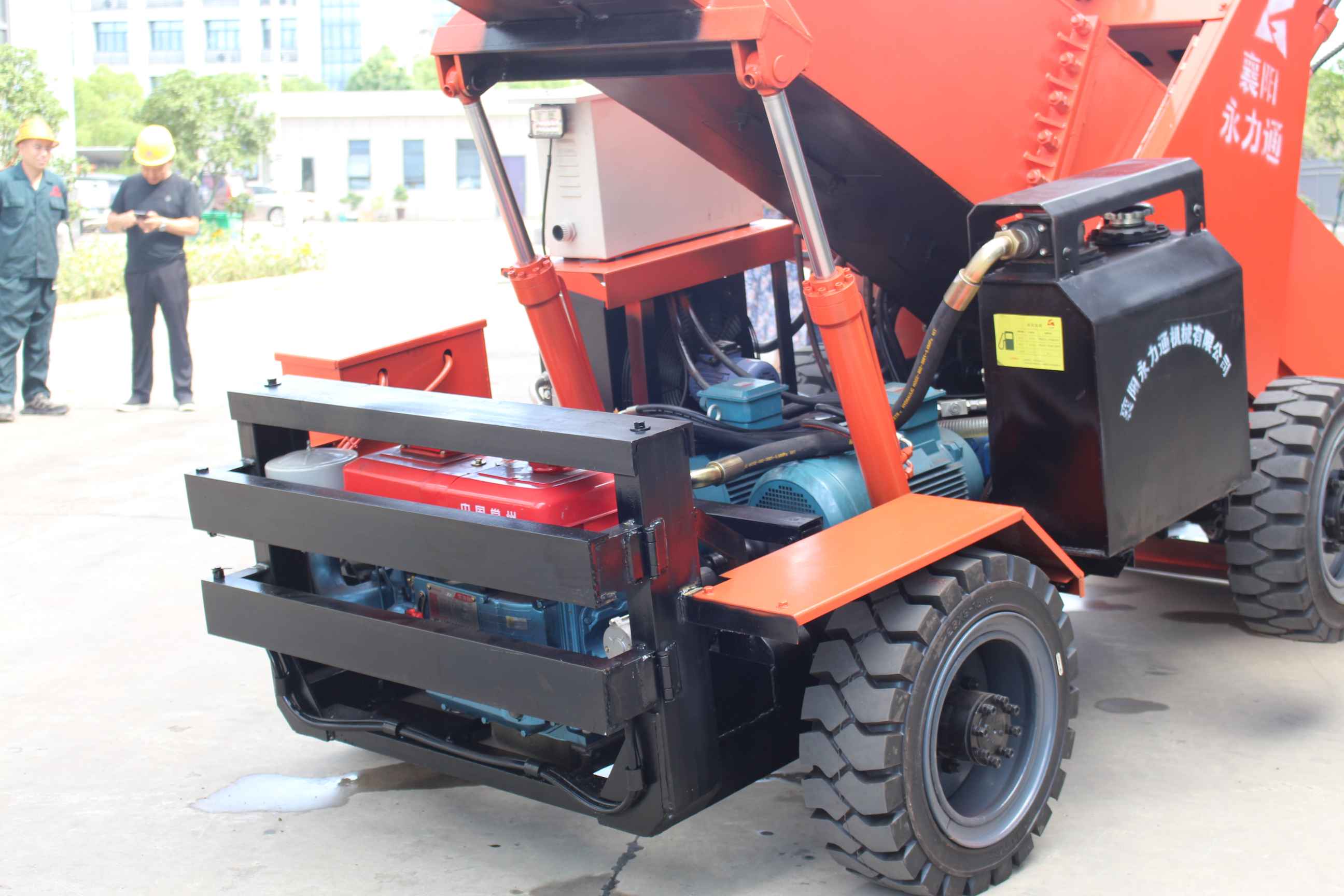 资阳临江寺豆瓣匠人王师傅,古法发酵25年，与郫县豆瓣的匠心差异