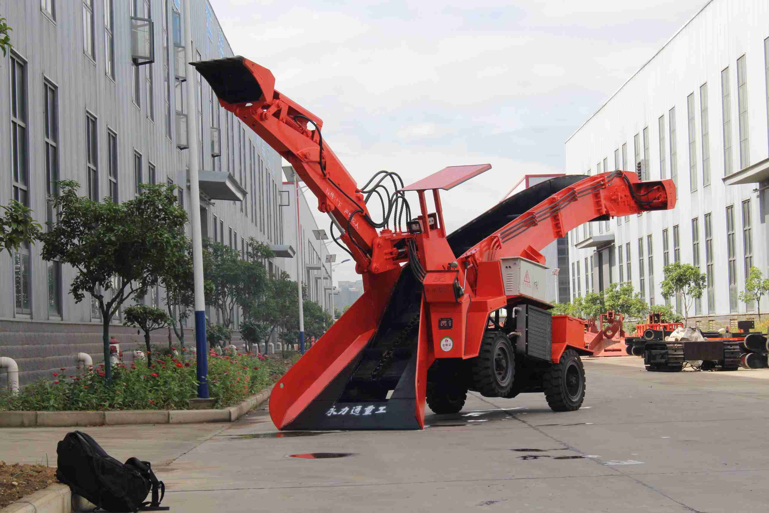 德阳广汉缠丝兔匠人李师傅,卤制缠绕30年，传承川中特色美味